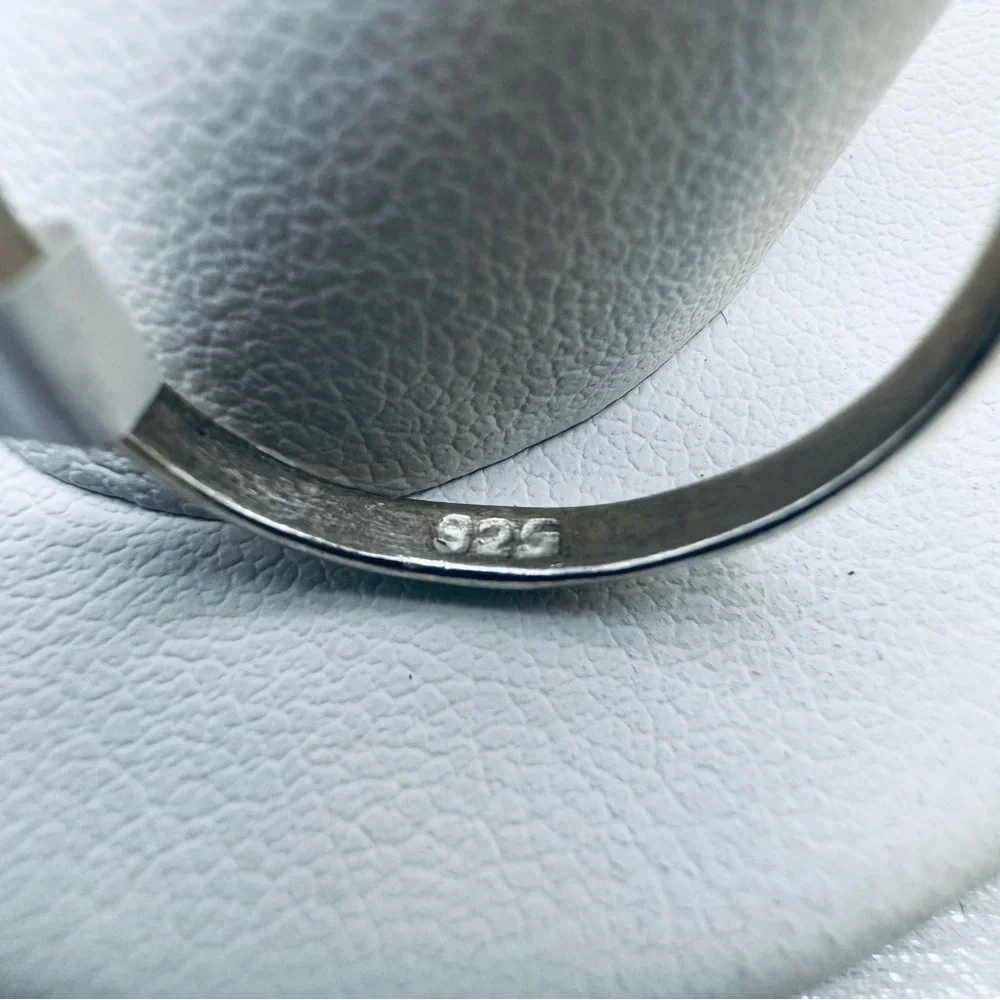S925 Rose Quartz Round Ring - Picture 3 of 3